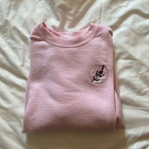 Flower crew neck